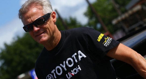 Visit Kenny Wallace To Race Ohsweken page