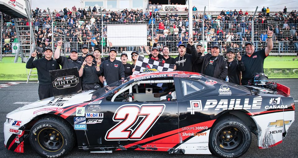 27 Team Photo Hero 1