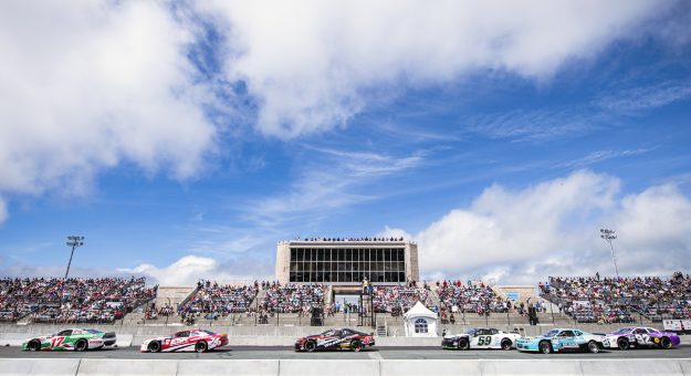 Visit NASCAR Pinty’s Series To Return to Eastbound International Speedway page