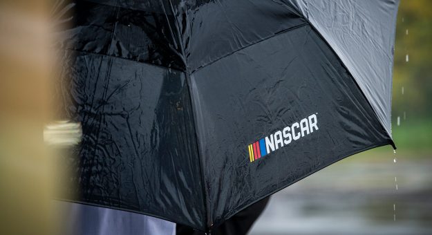 Visit Rain Postpones Pinty’s 100 at Ohsweken Speedway until Tomorrow page